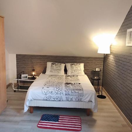 Chambre de l'Orée du Bois Audeux Esterno foto
